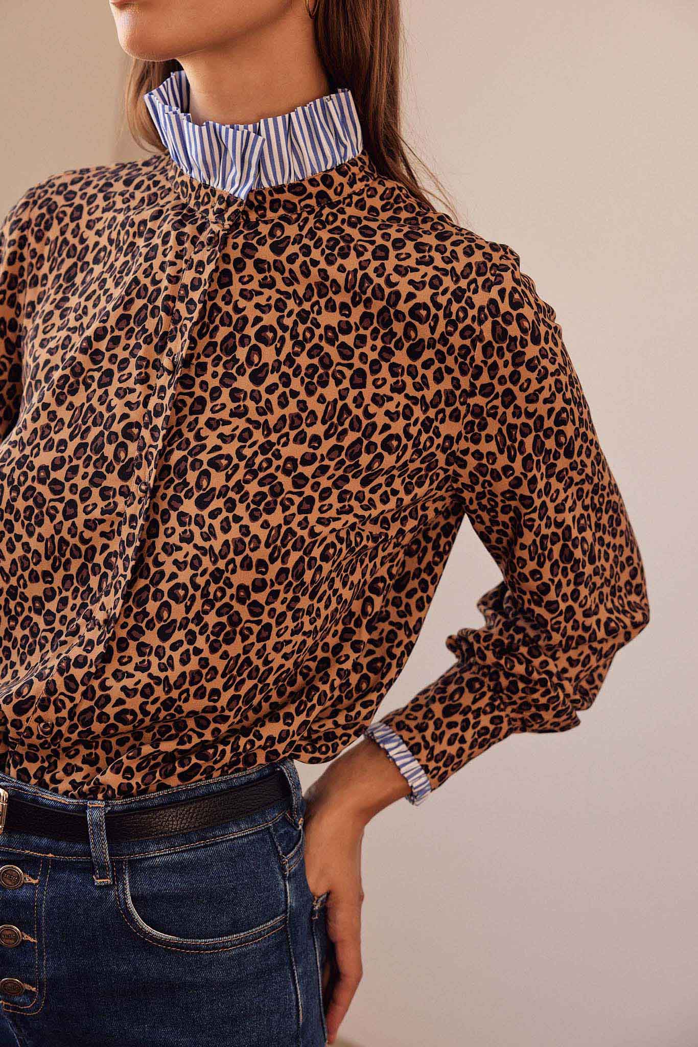 Mina leopard shirt