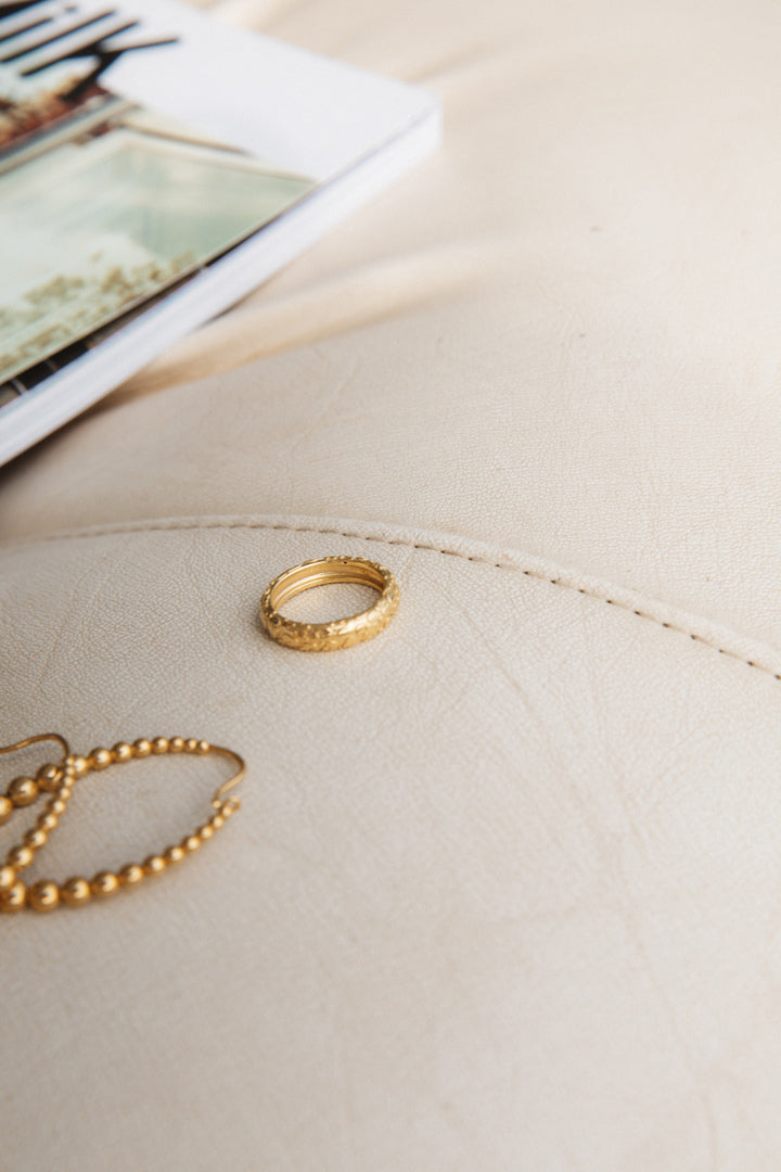 Golden Illusion Ring