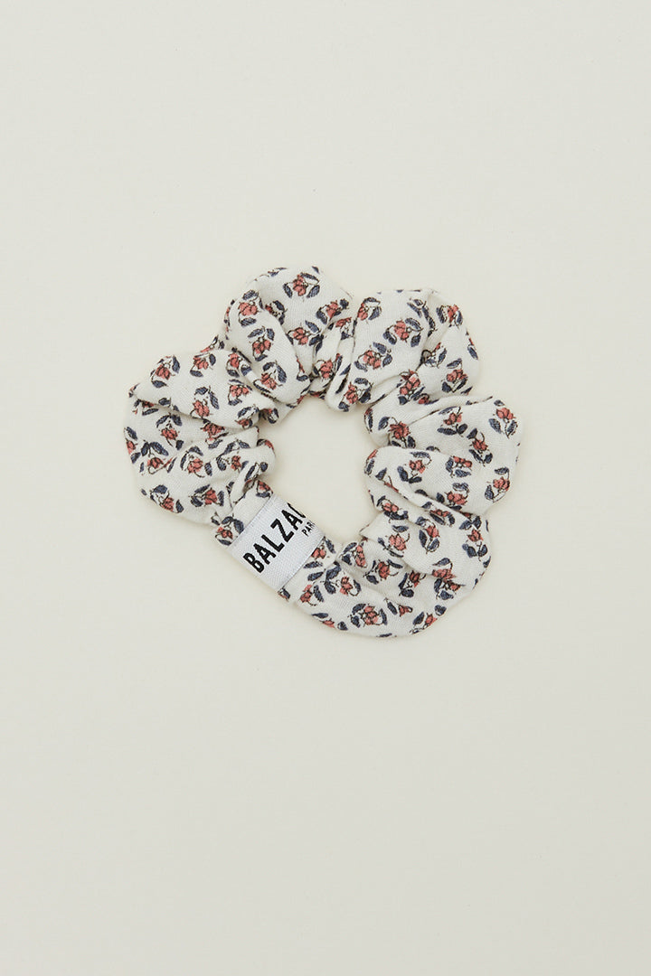 Indian printed hibiscus scrunchie