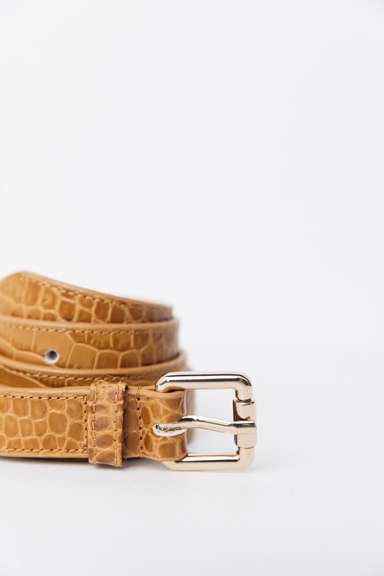 Embossed caramel Aimie belt