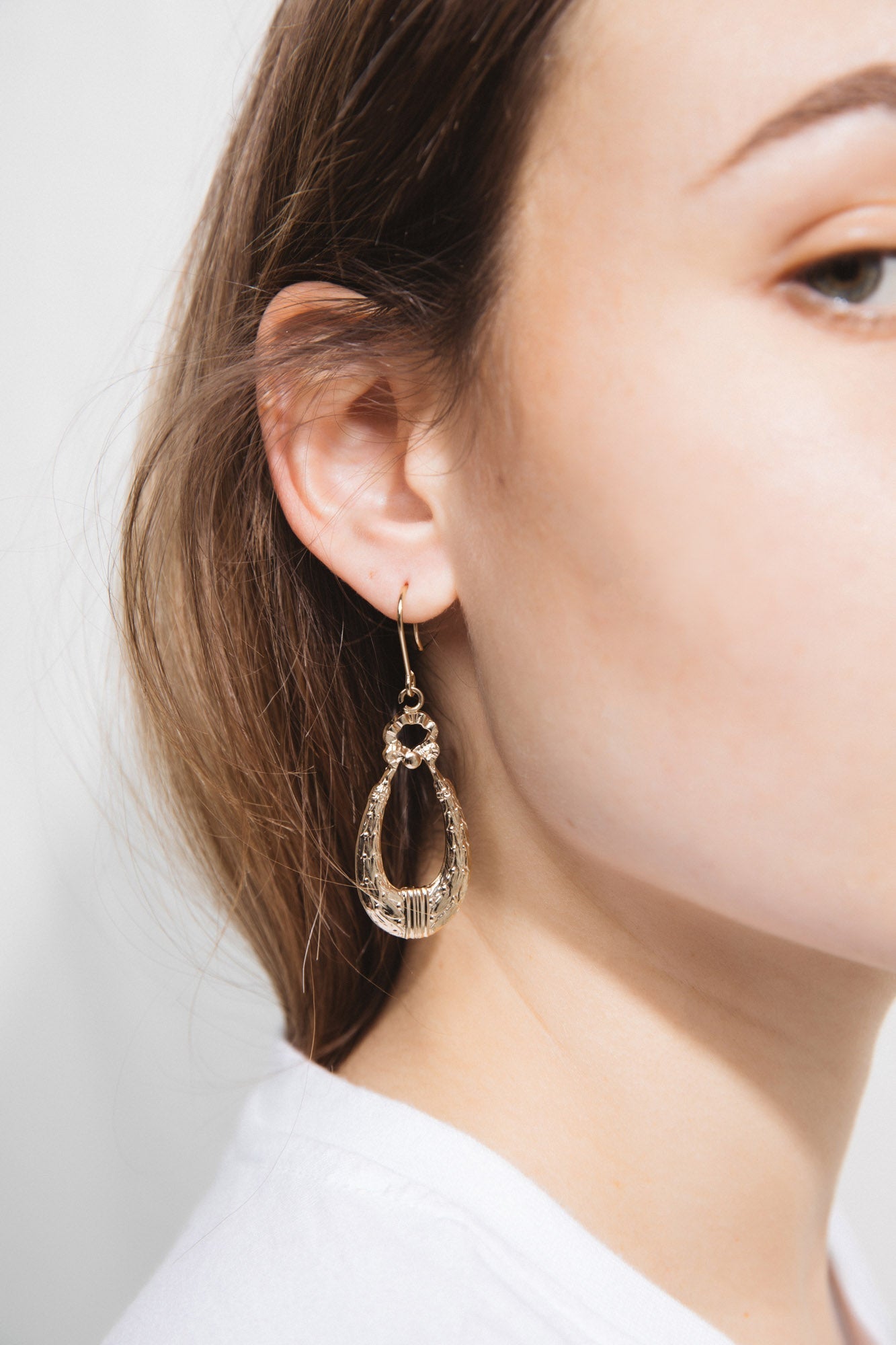 Boucles d'oreille Ovale doré laiton doré à or fin pendantes motifs