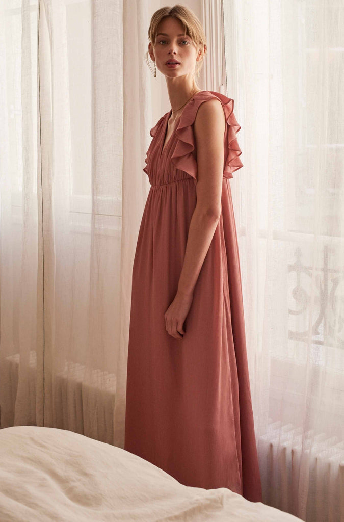 Robe mariage rose décolleté devant Maverick Balzac Paris