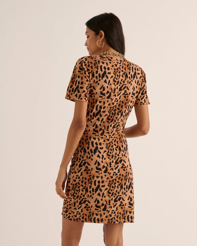 Robe évasée en imprimé léopard - Femme | MANGO Côte d'Ivoire Robe évasée en imprimé léopard - Femme | MANGO Côte d'Ivoire
