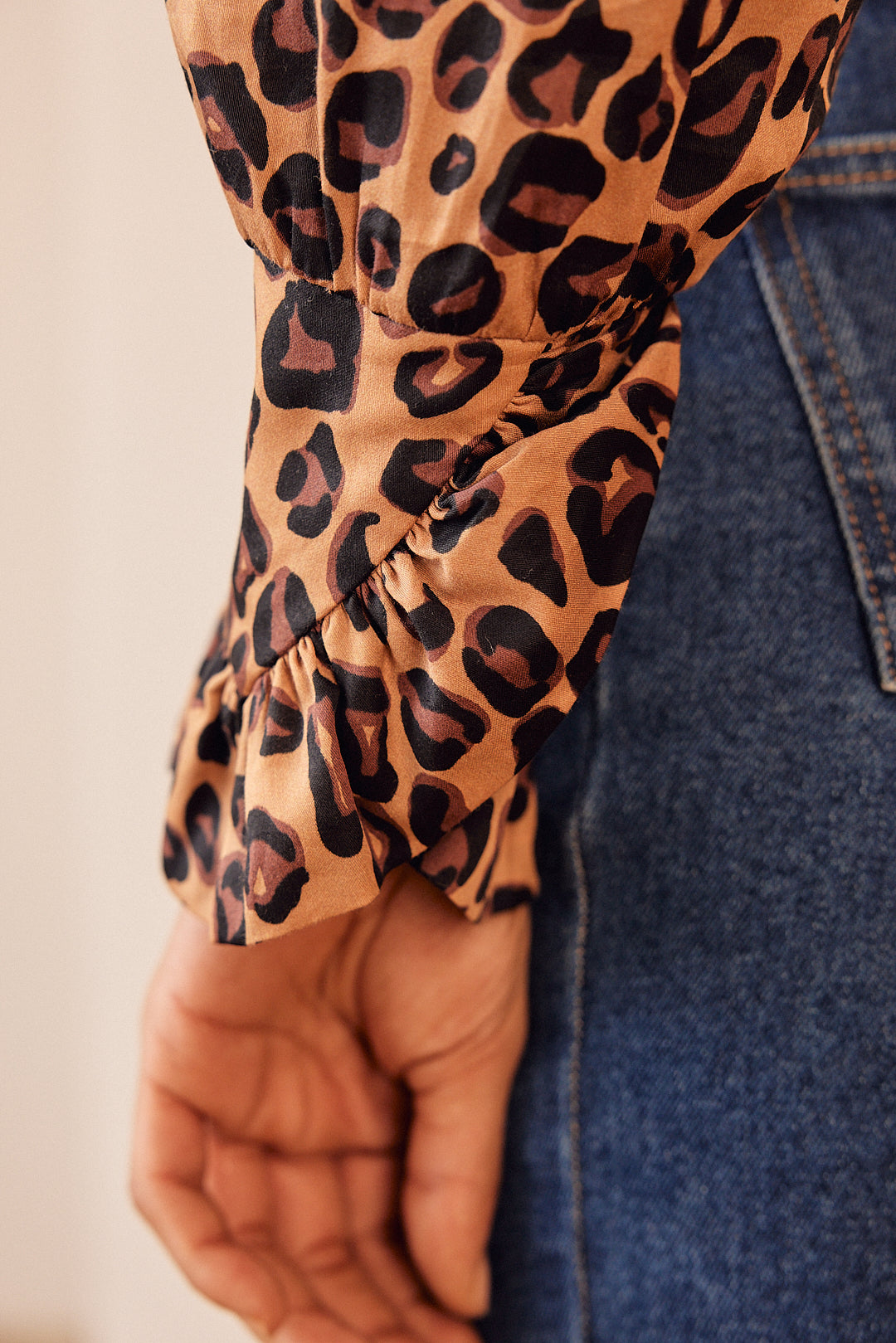 Source leopard blouse