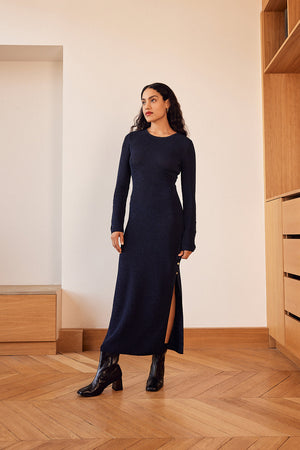 Iridescent midnight blue Léona dress