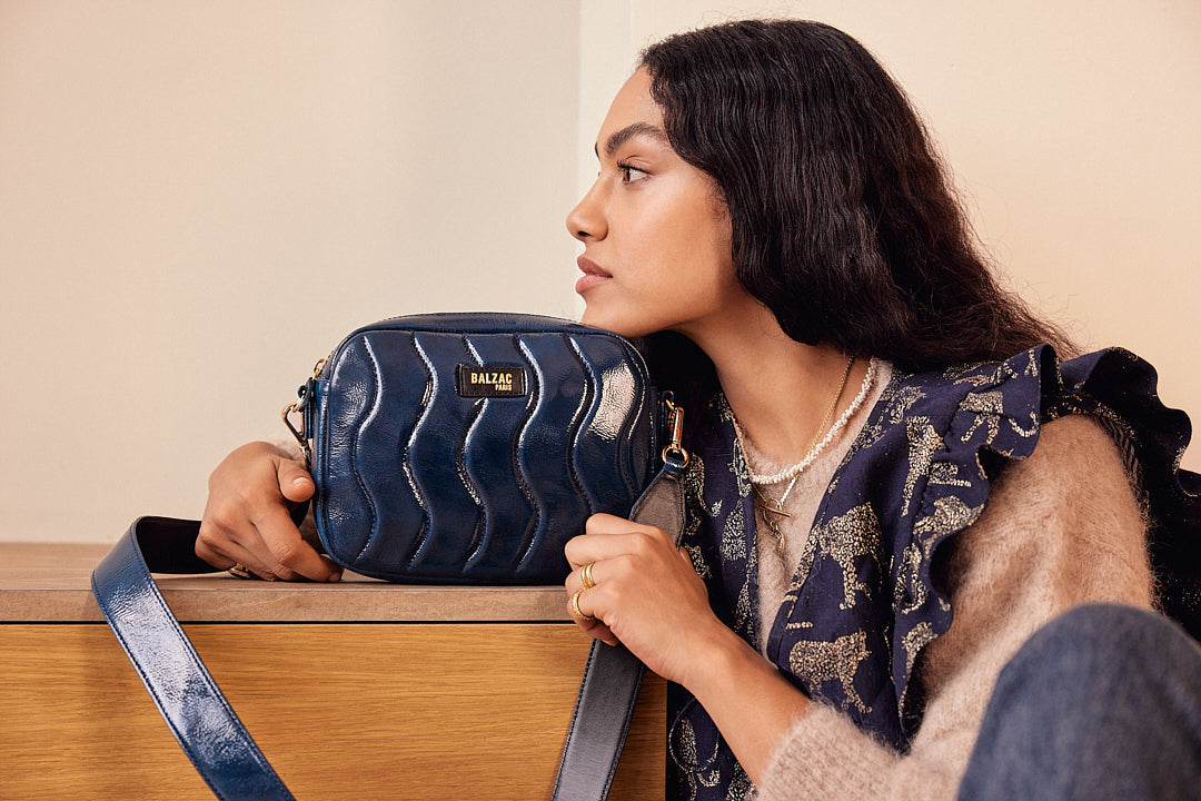 Bag César vague patent blue night