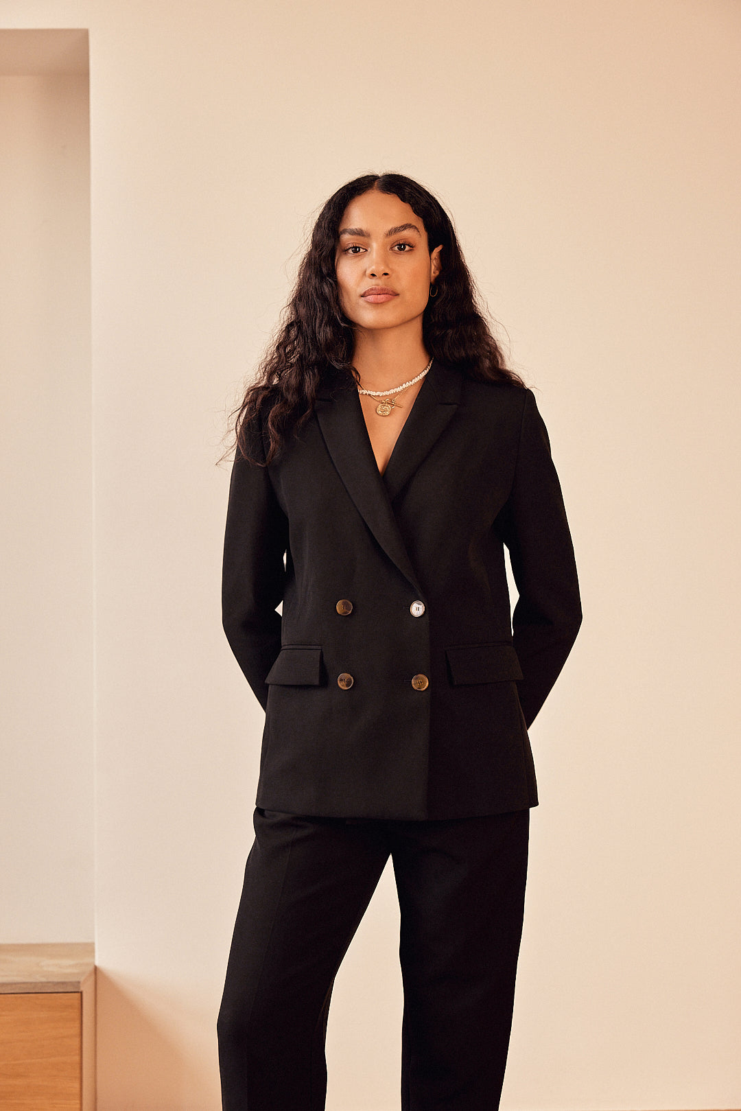 Veste blazer noire femme sale