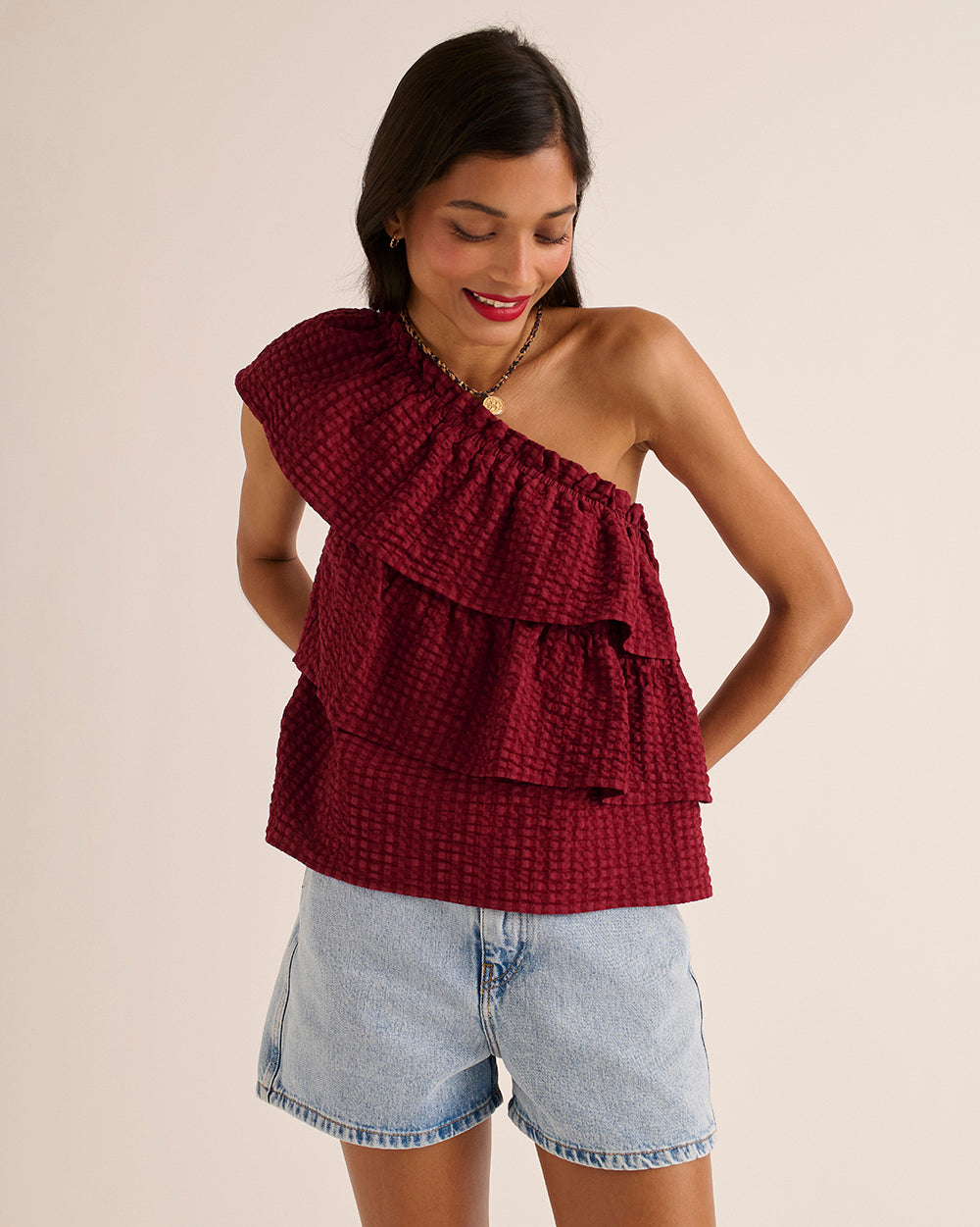 Top Lily of the valley gingham burgundy