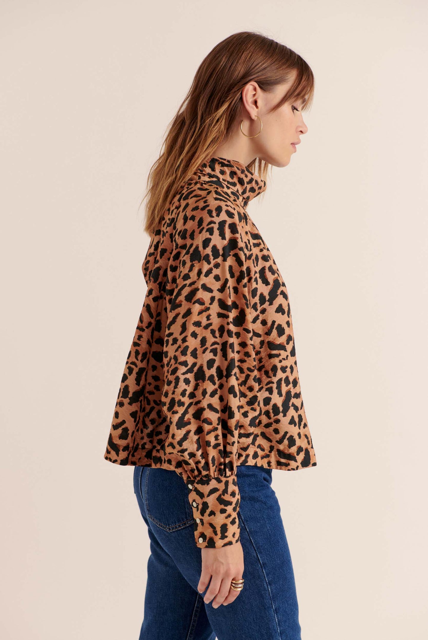 Mona cheetah cappuccino blouse