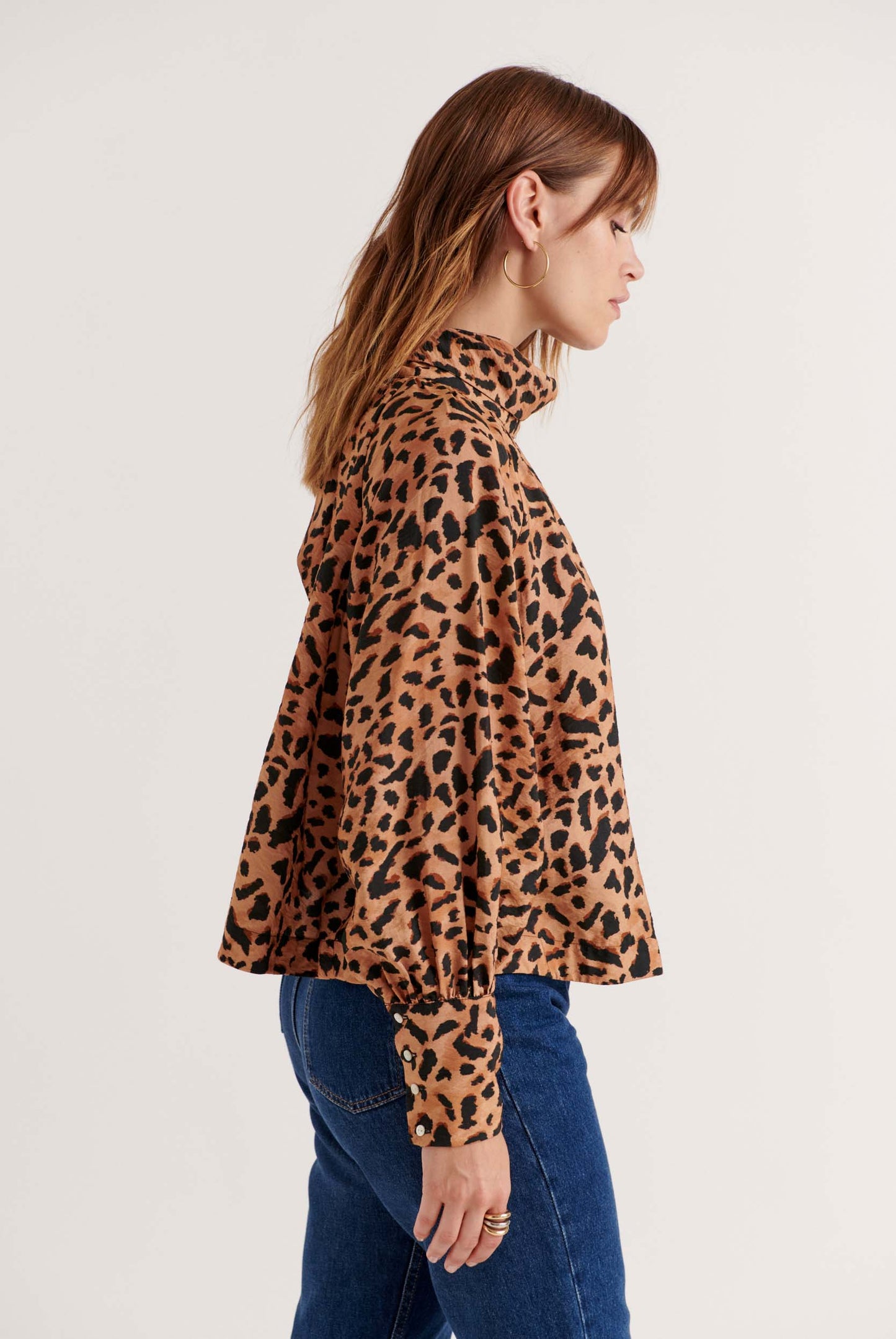 Mona cheetah cappuccino blouse