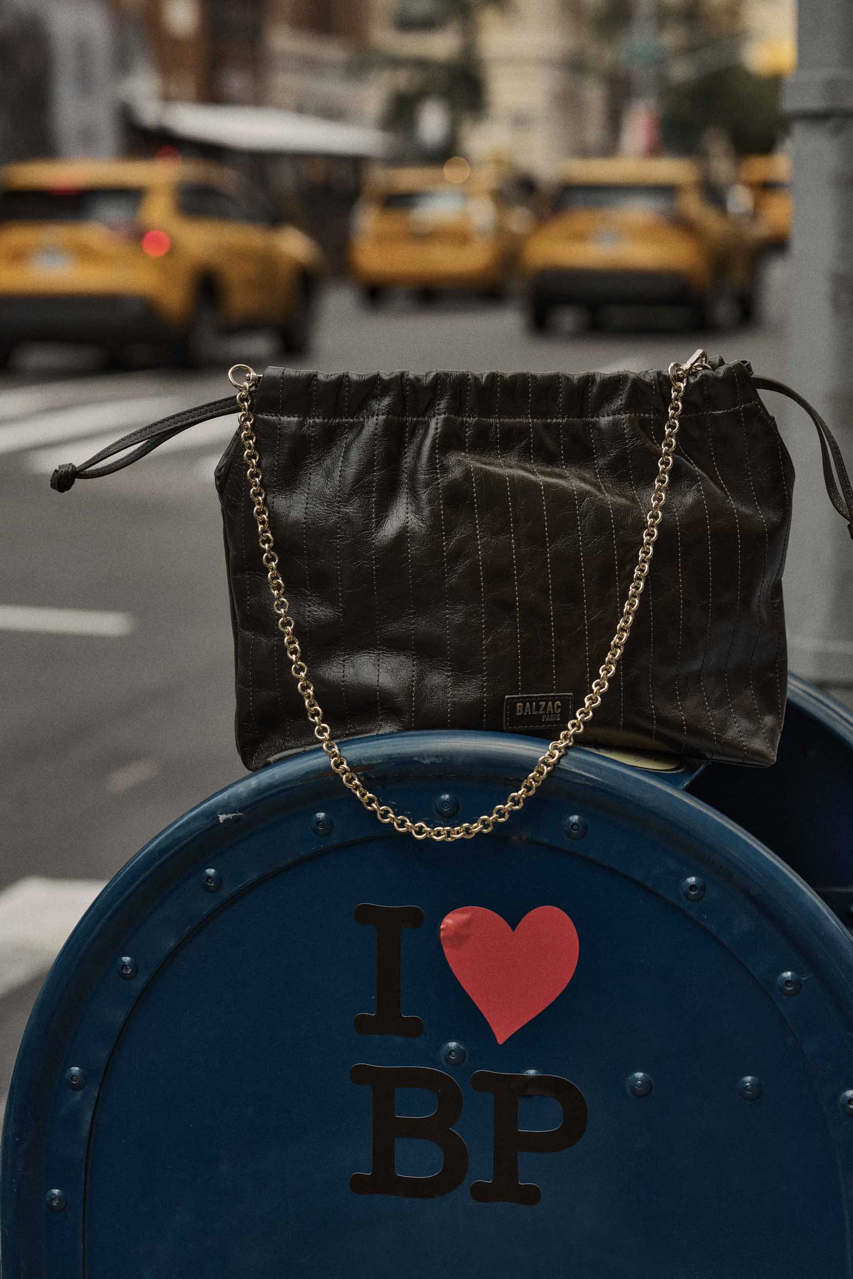 Bag Amaïa crinkled black