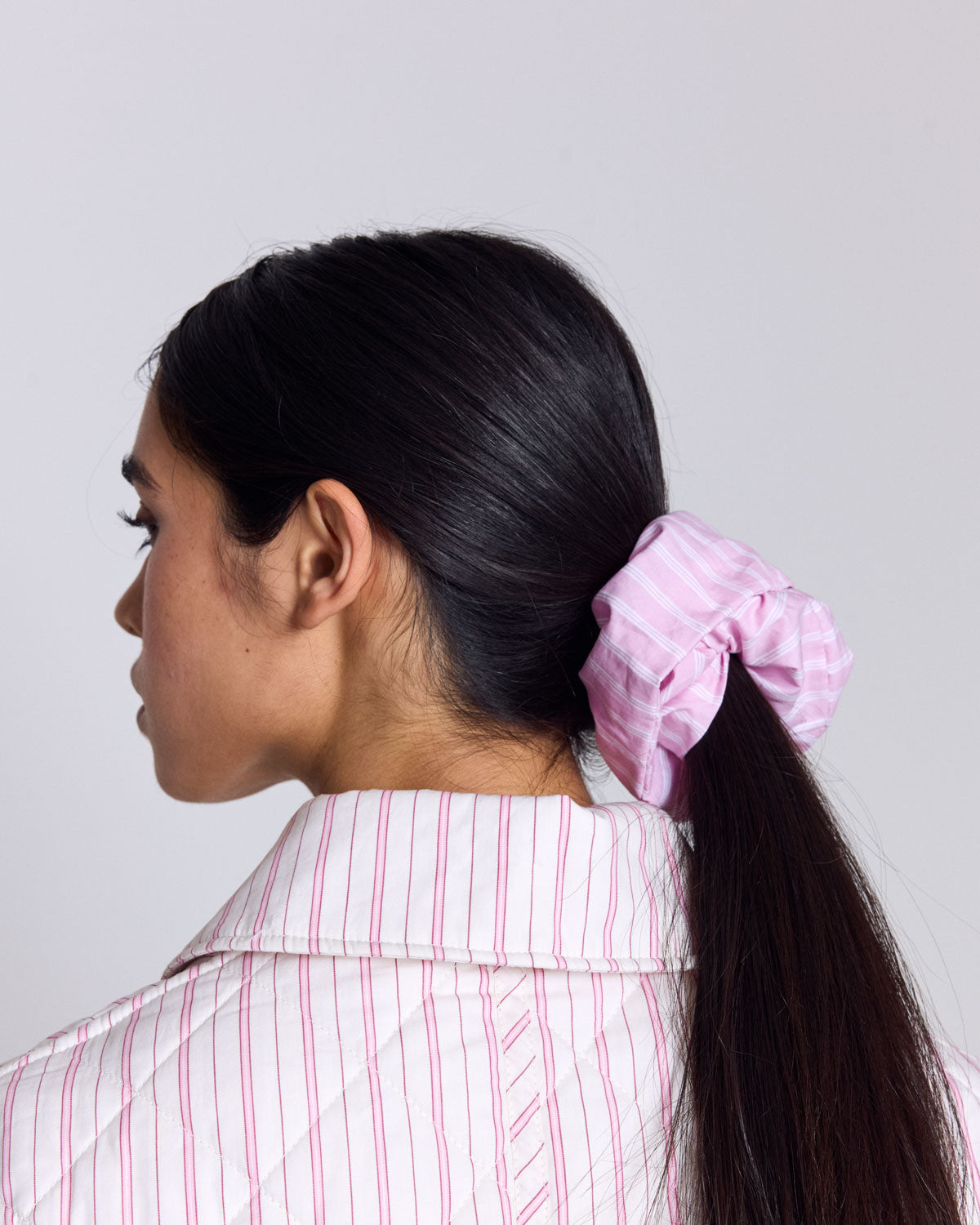 Billy XL scrunchie with light pink and ecru stripes
