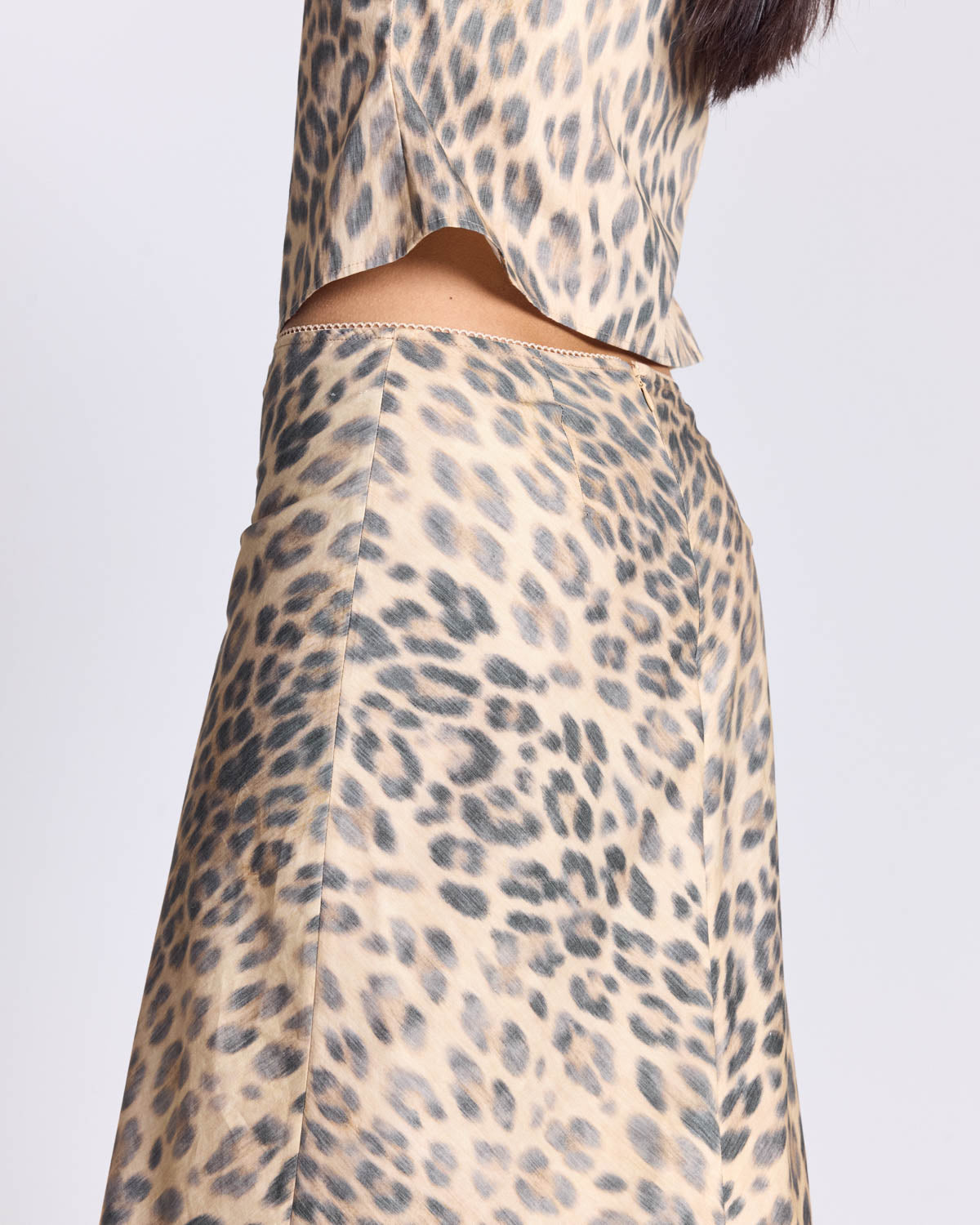 Celia faded leopard skirt