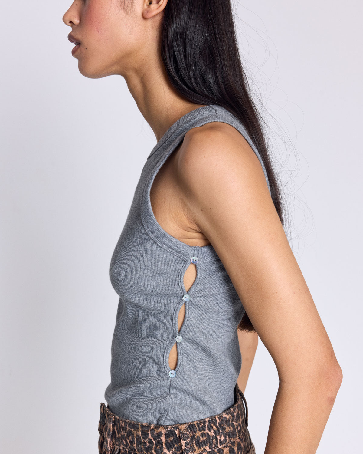 Oria Anthracite Grey Top
