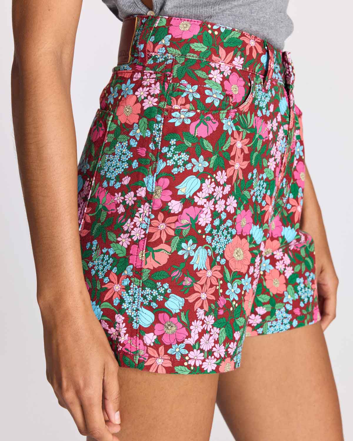 Triomphe shorts in pink and burgundy Liberty print