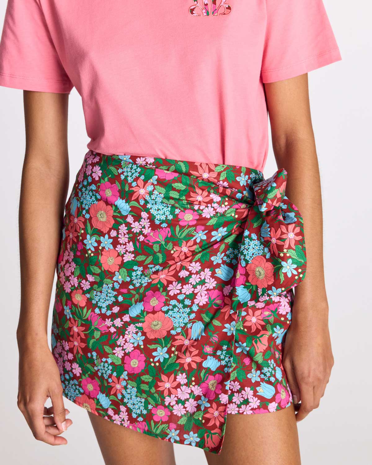 Myriel skirt in pink and burgundy Liberty print