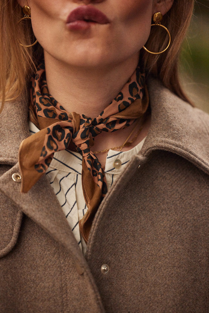 Paros leopard scarf