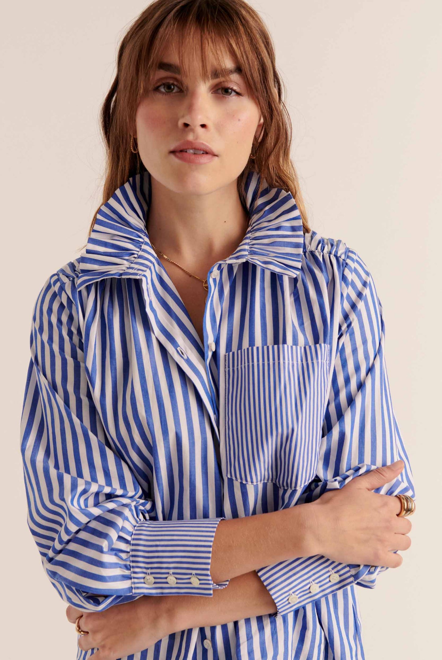 Léonor shirt with white and blue stripes