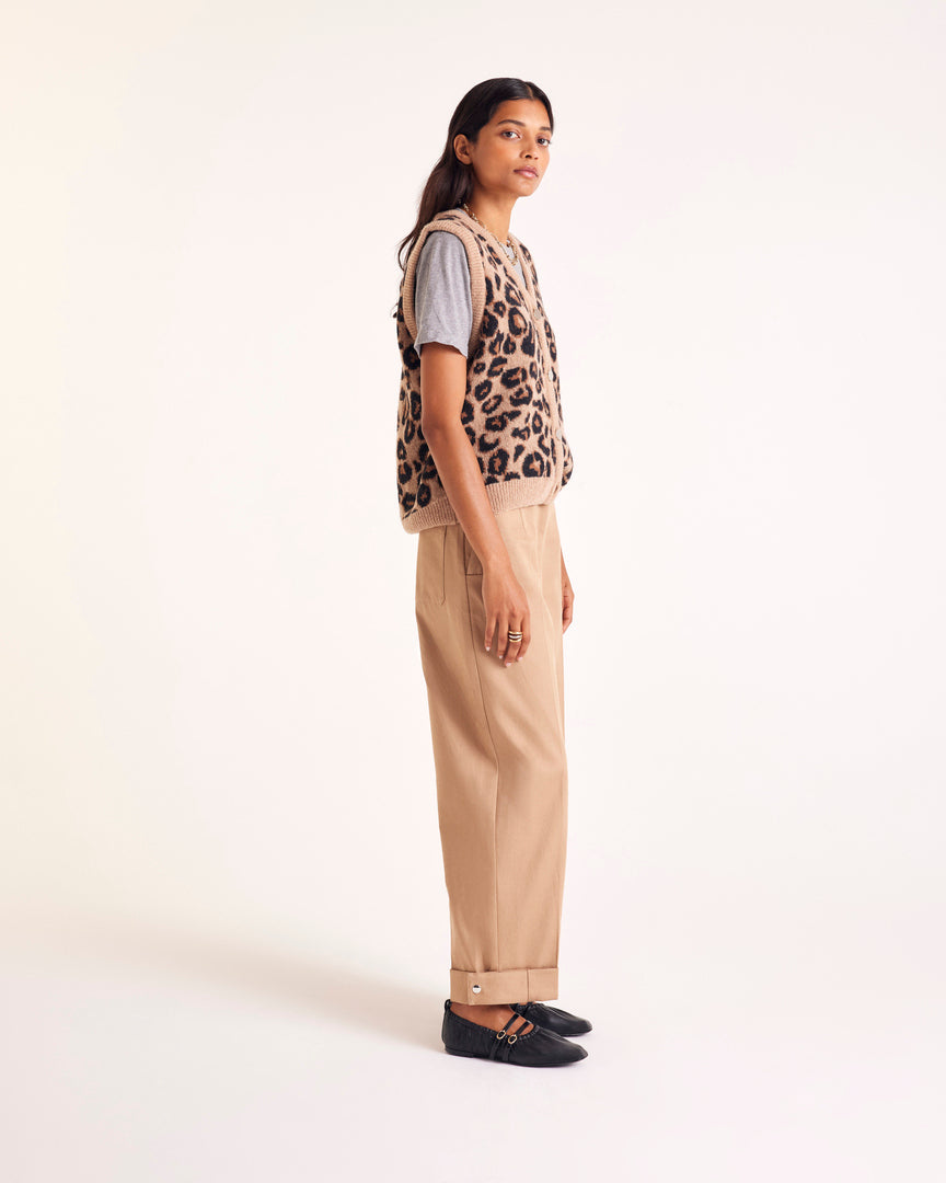 T-shirt Bree heather gray embroidered