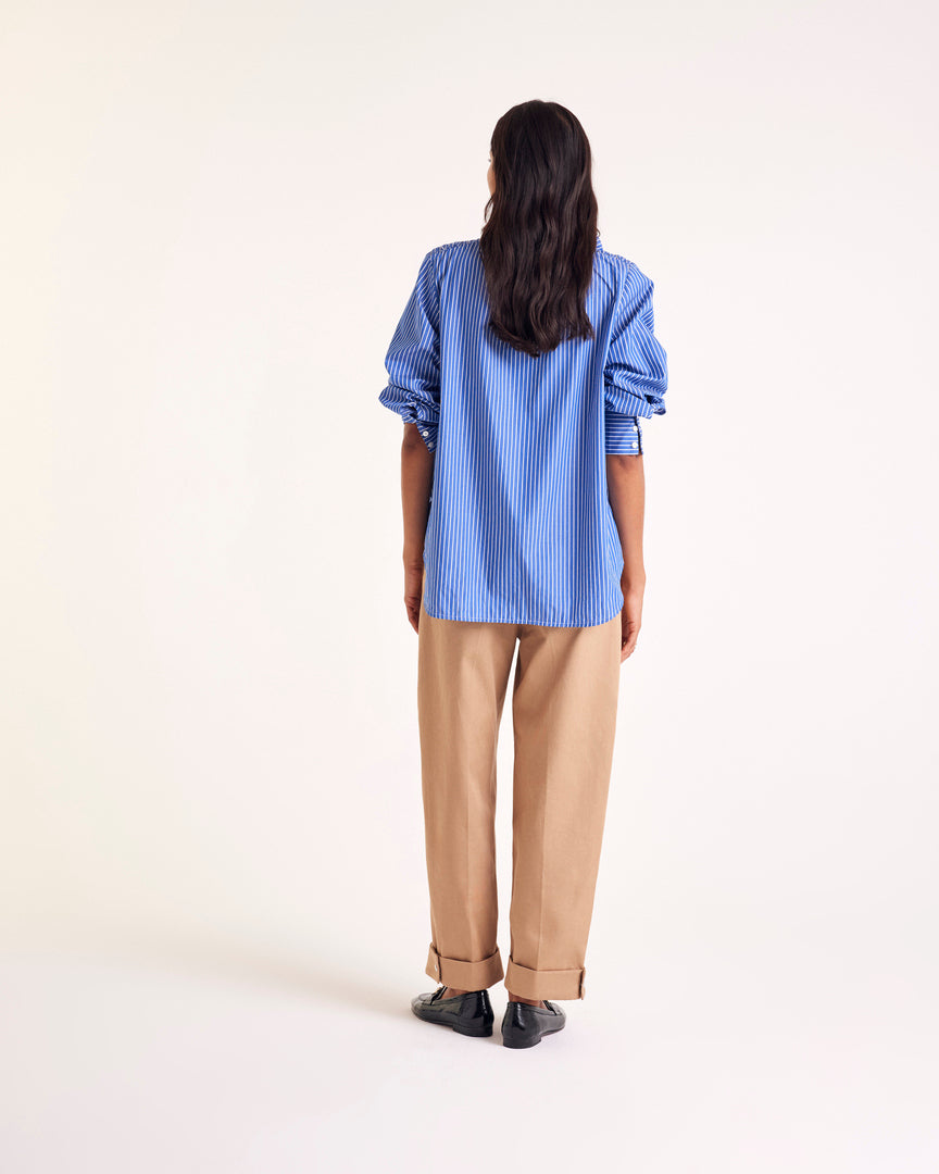 Léonor blue striped shirt