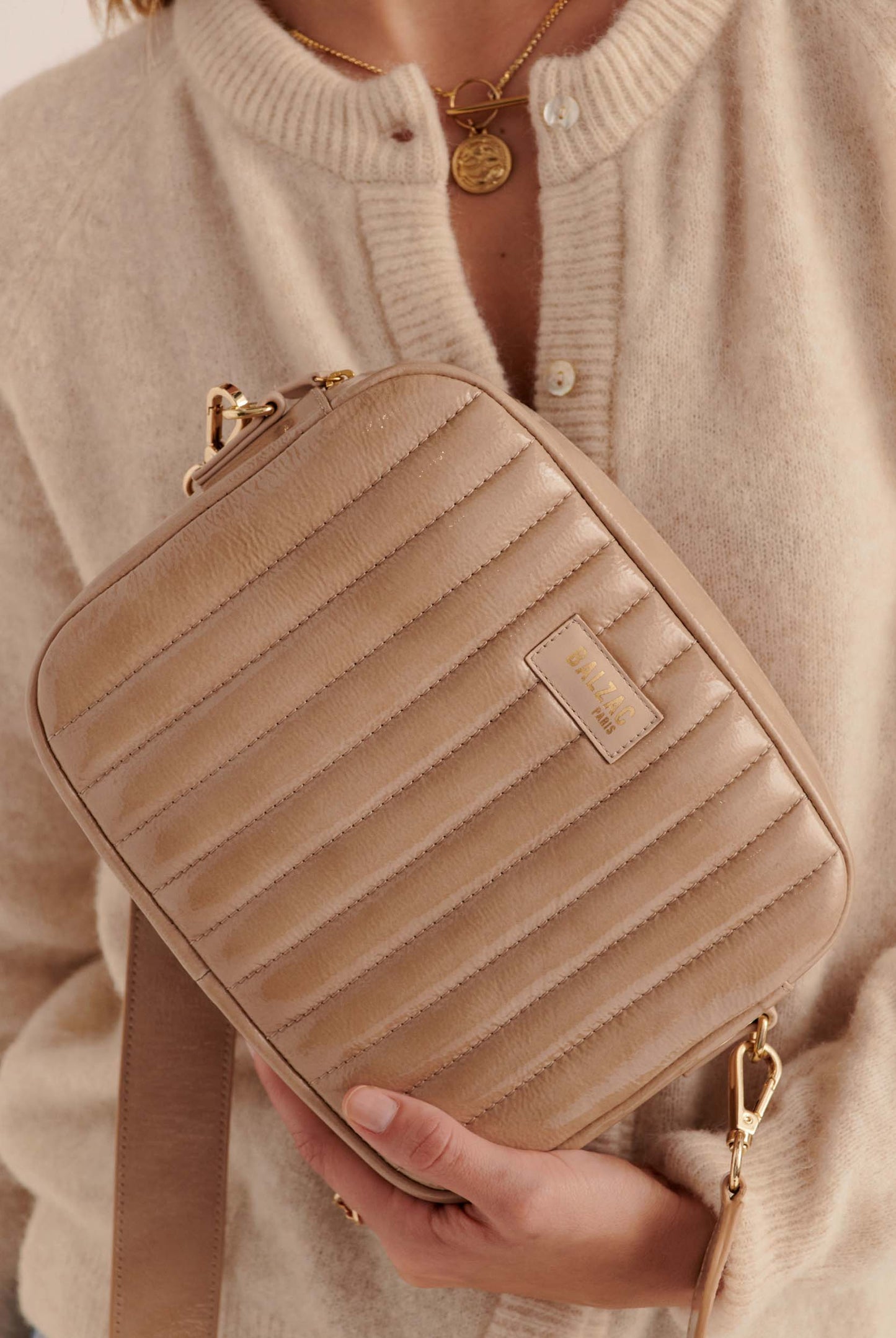 Sac César vernis froissé taupe