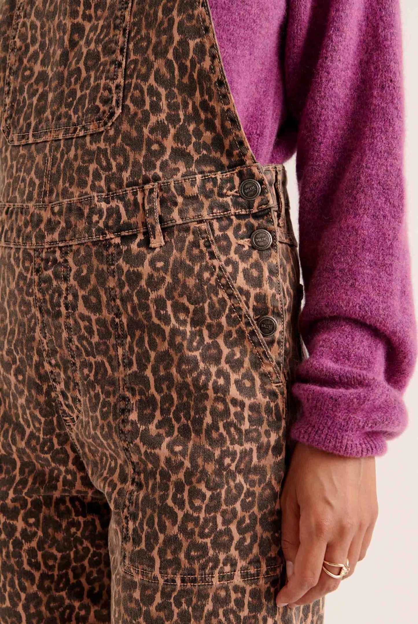 Coffee leopard Edifice overalls