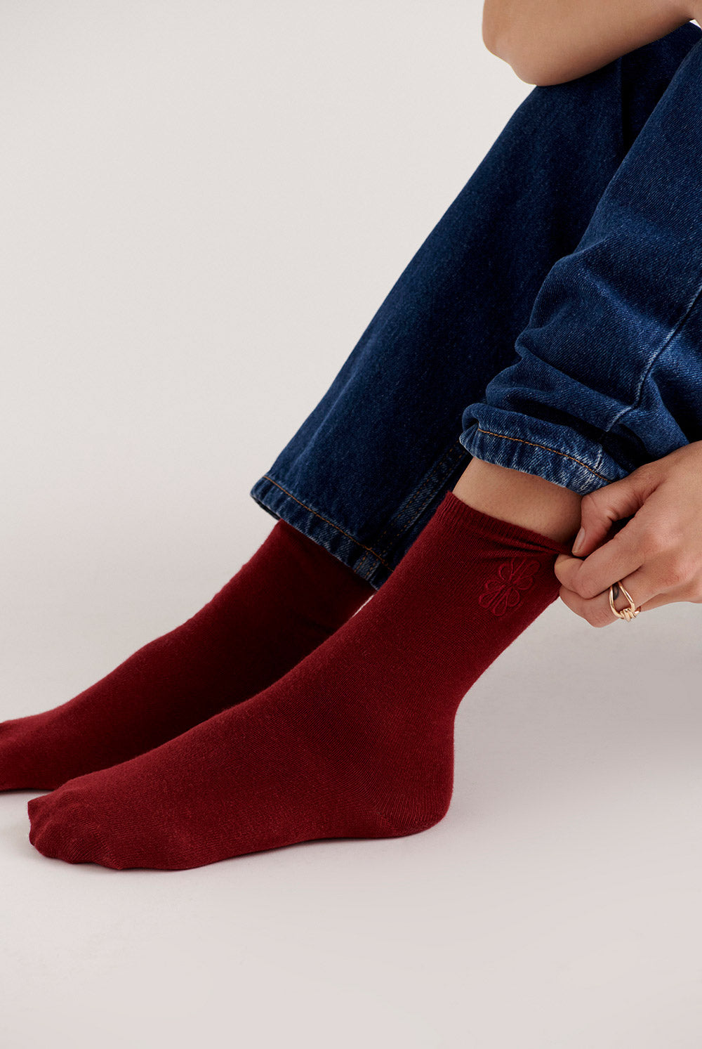 Tobby burgundy sock