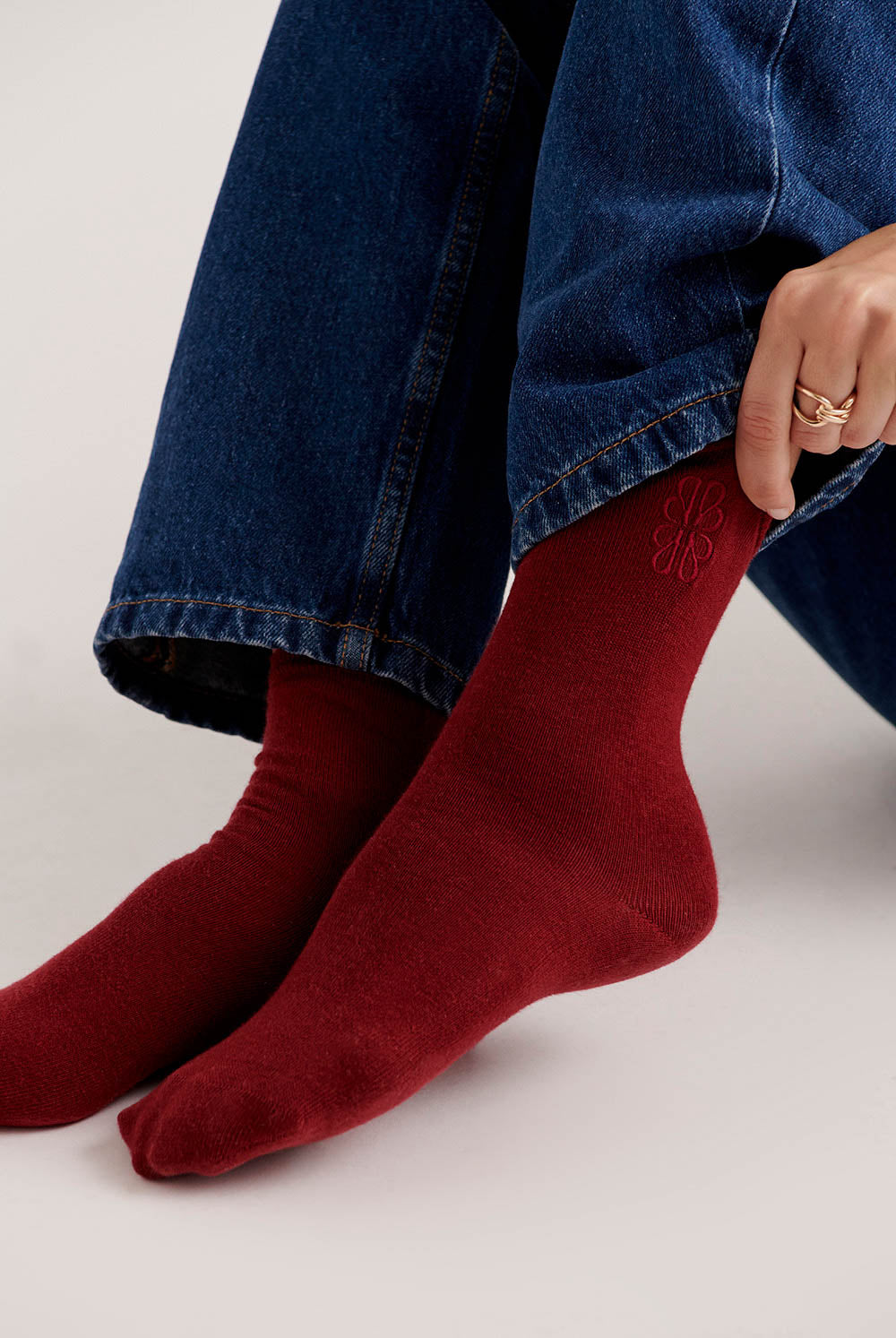 Tobby burgundy sock