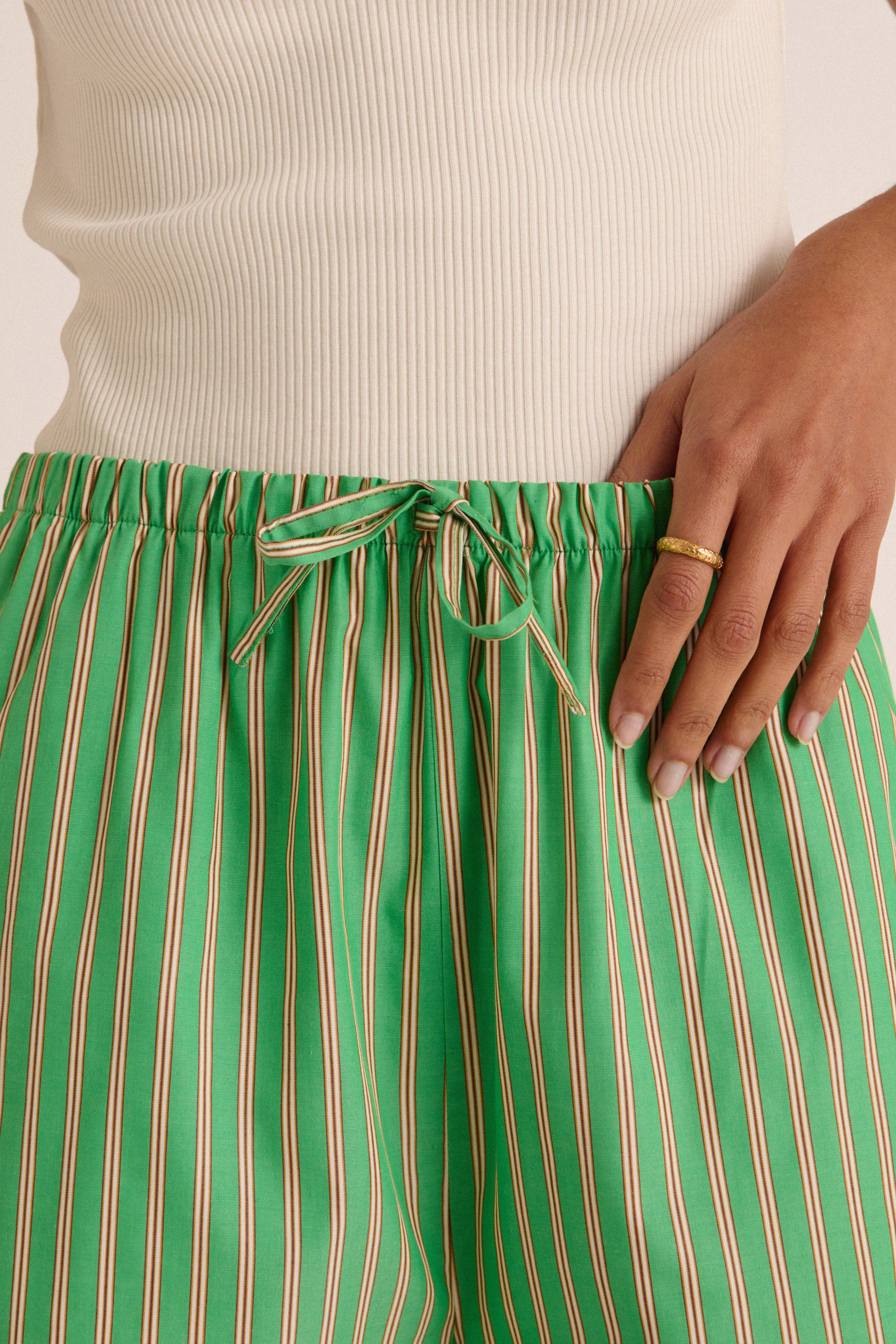 Green and yellow striped Lino shorts