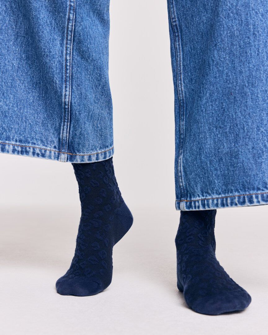 Navy Anta socks