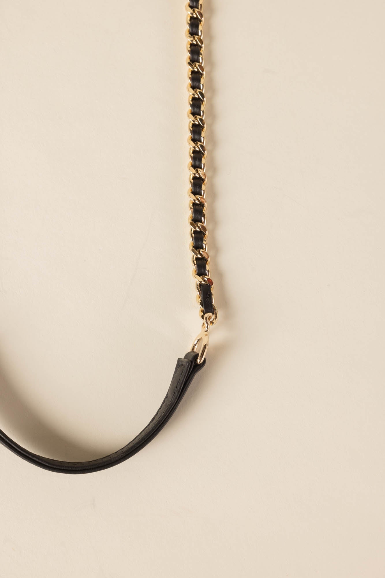 Black braided chain handle