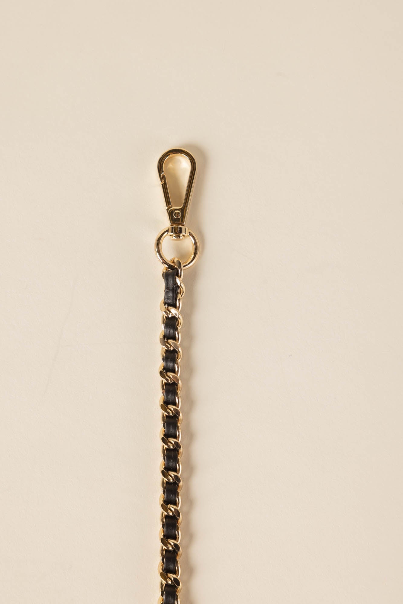 Black braided chain handle