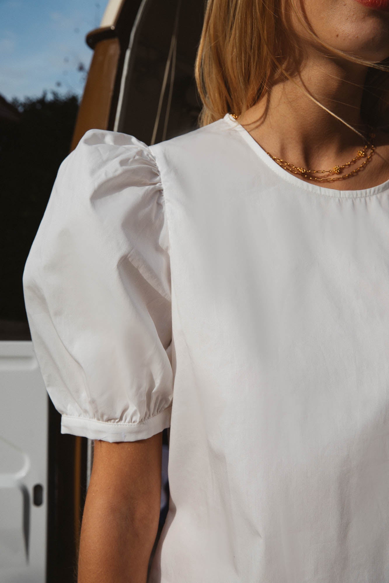 Exquisite natural white blouse