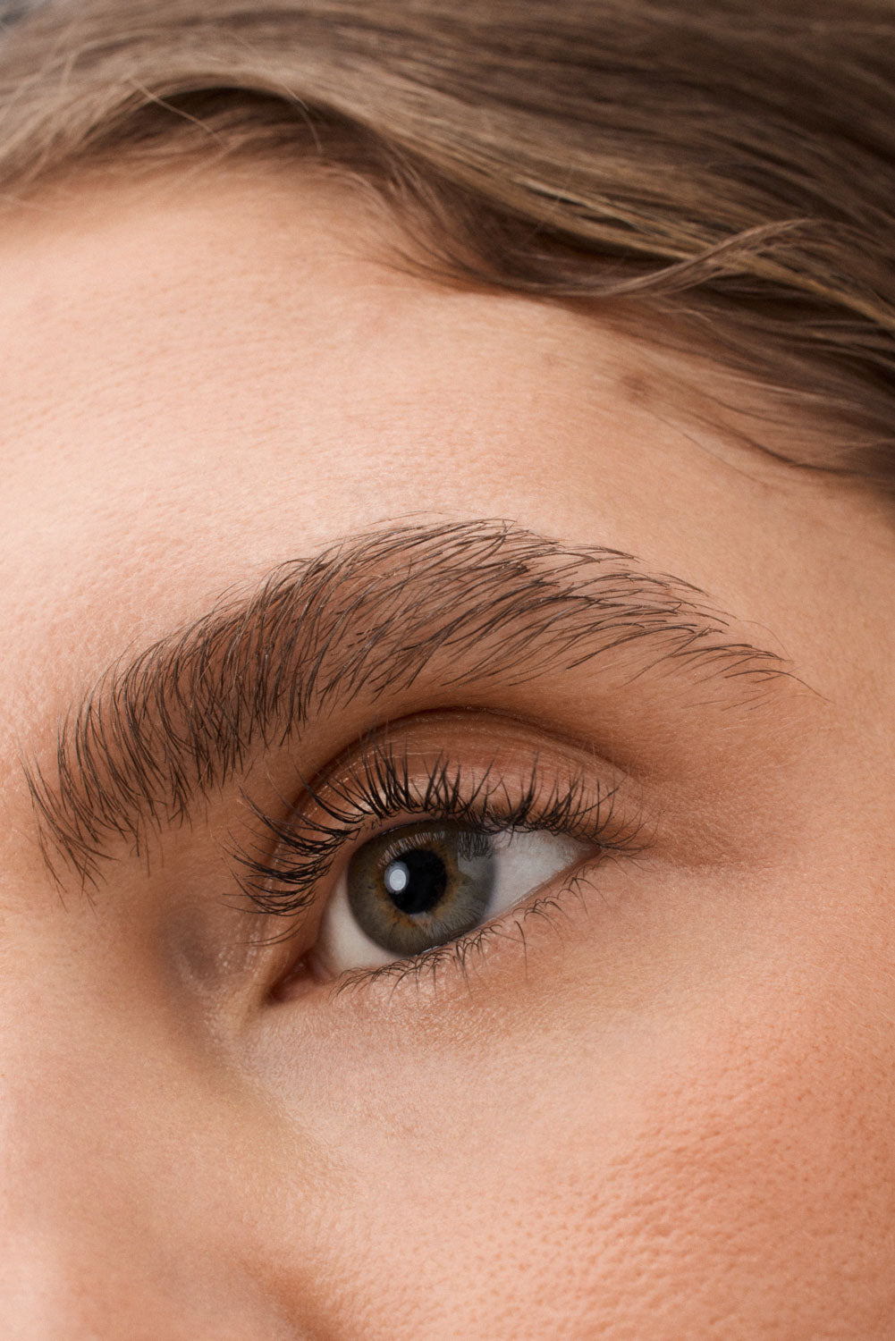 Le Mascara cils et sourcils