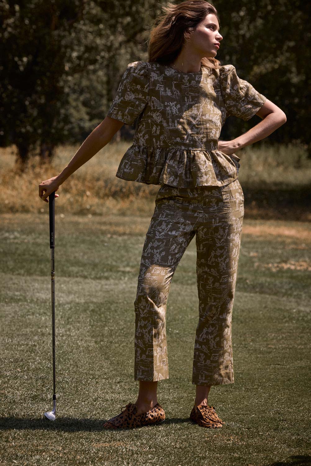 Pantalon Sego imprimé Toile de jeu kaki