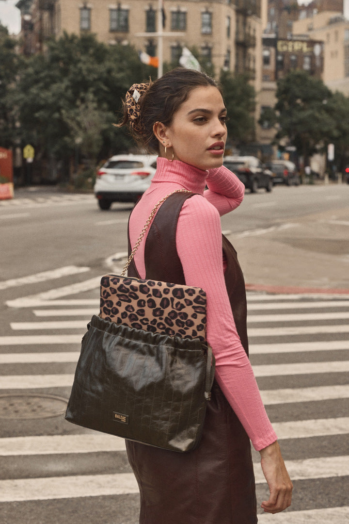 Housse d'ordinateur leopard Native Union x BP