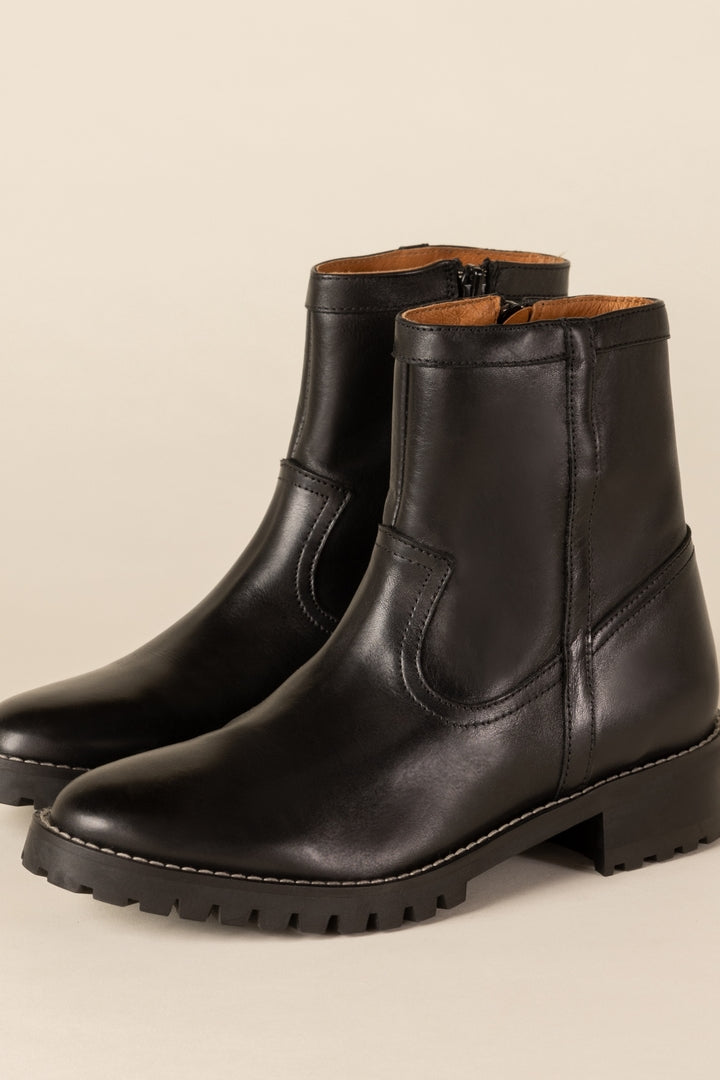 black tirade ankle boots
