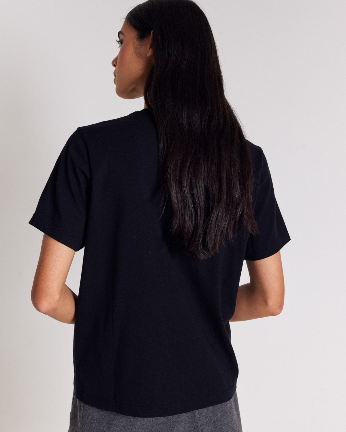 Bree embroidered black t-shirt