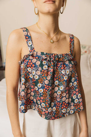 Yoga camisole with daisy print