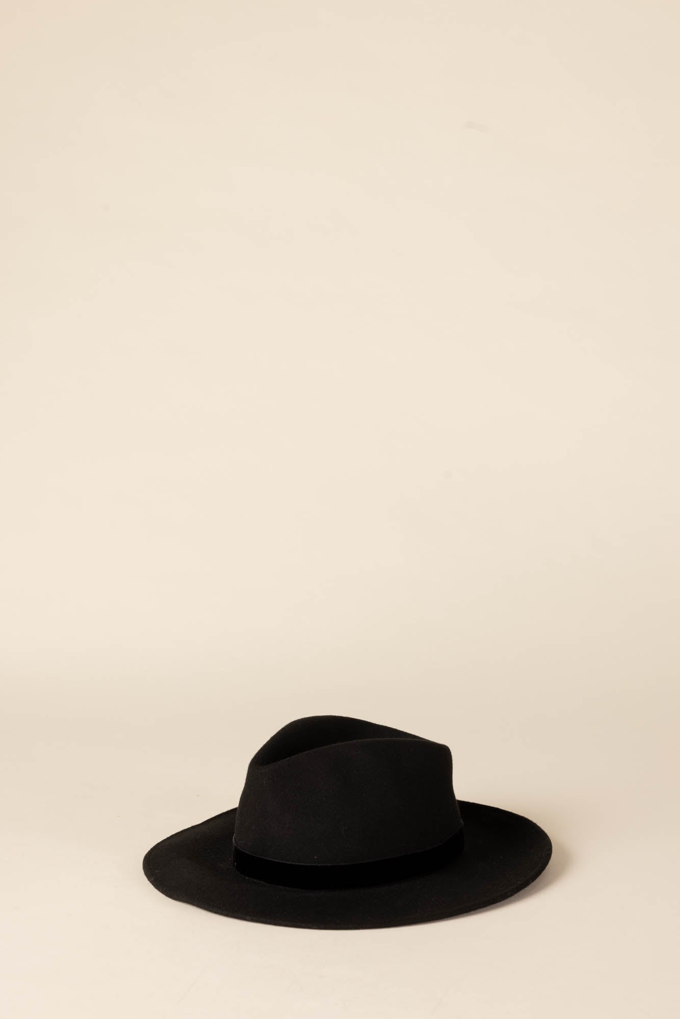 Black Sylvain hat