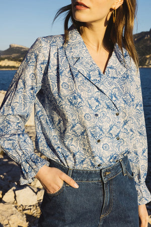 Volute shirt with toile de jouy print