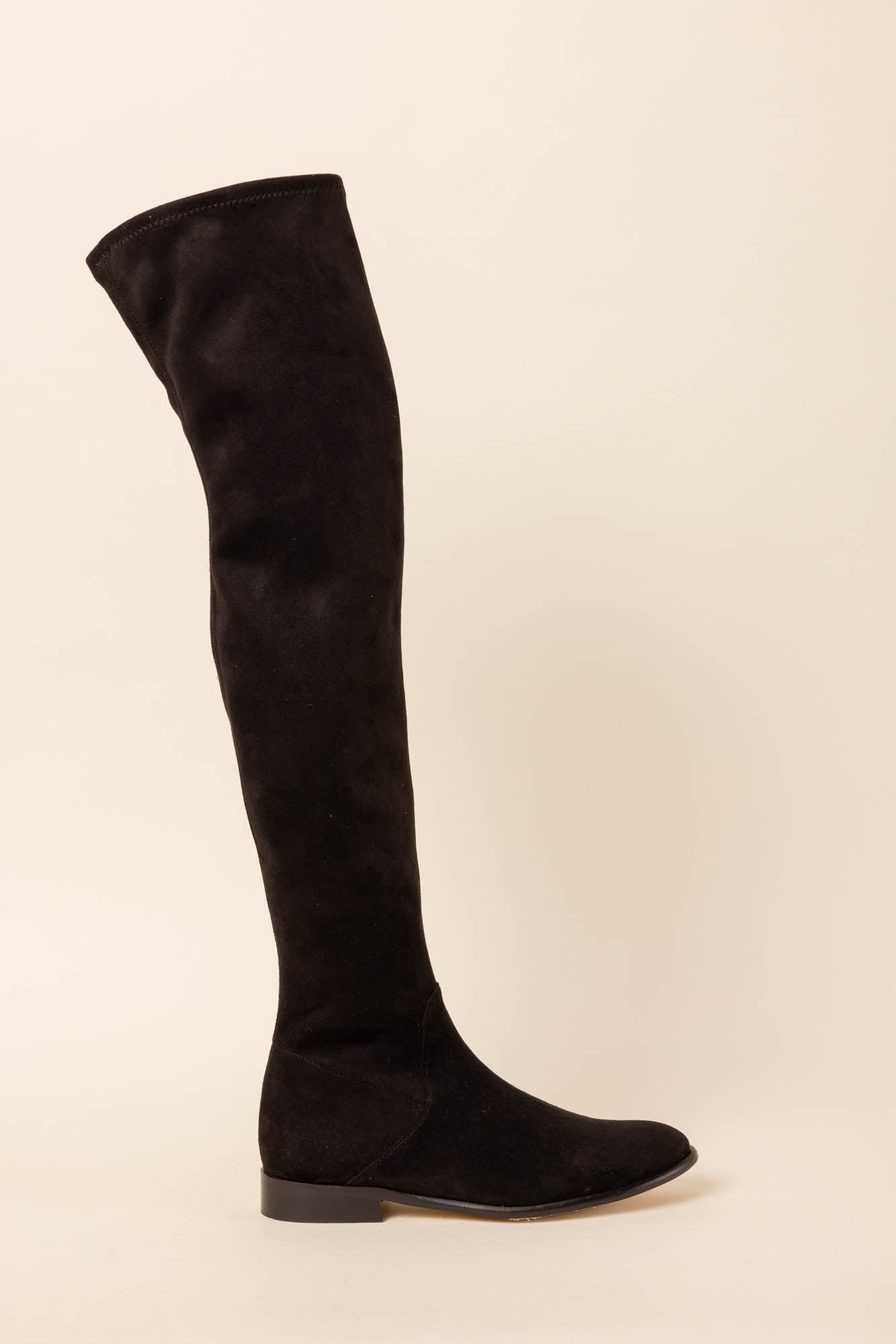 Knee high black velvet hot sale boots