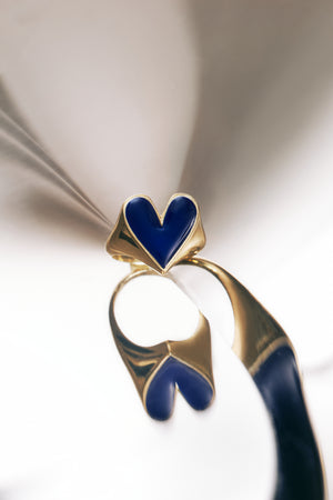 Faustine golden navy heart ring