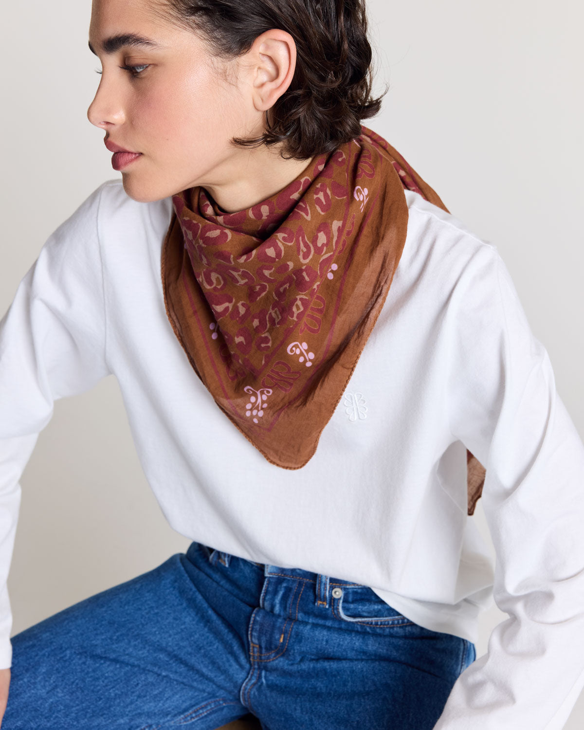 Johanna brown scarf