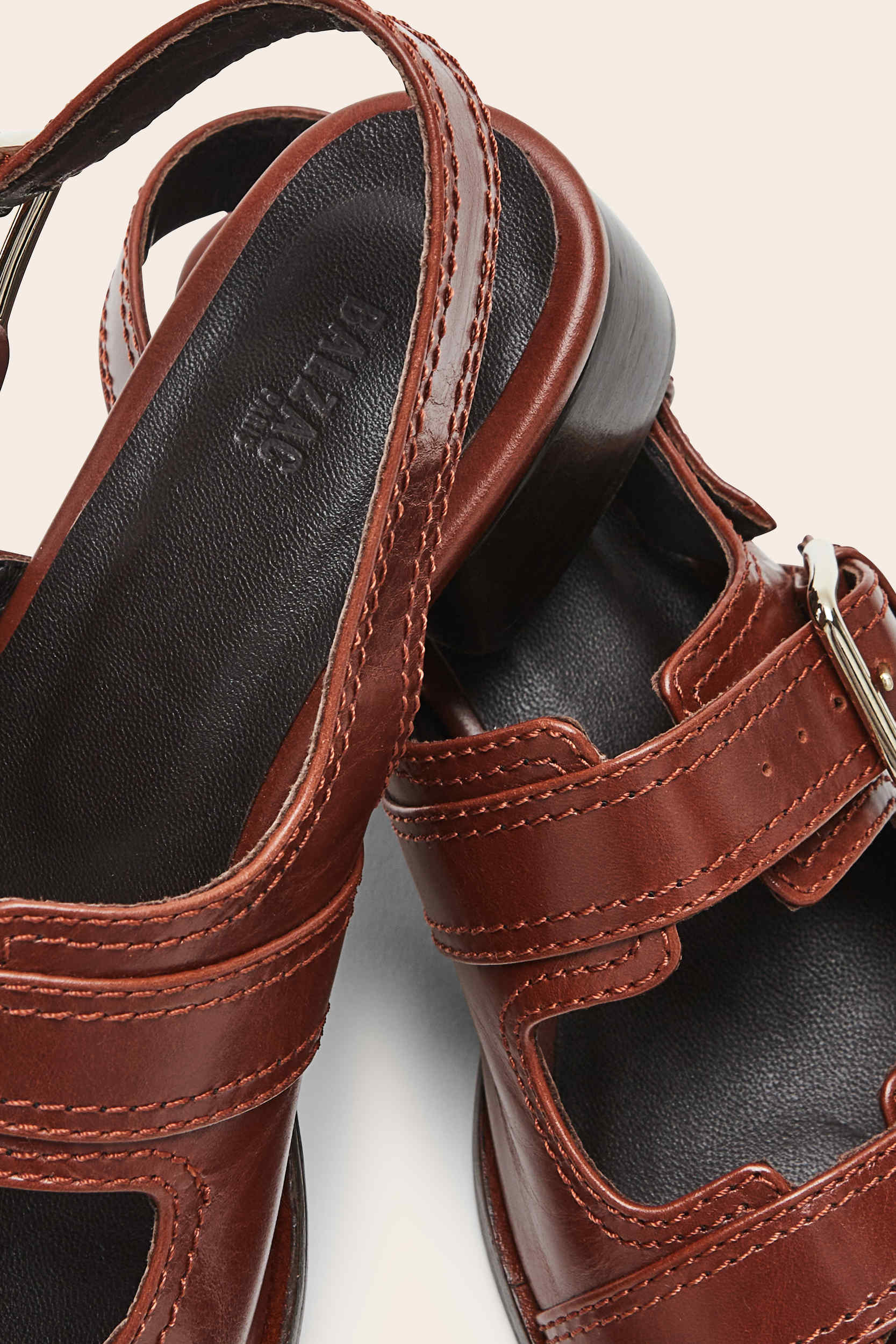Sandals Flor camel