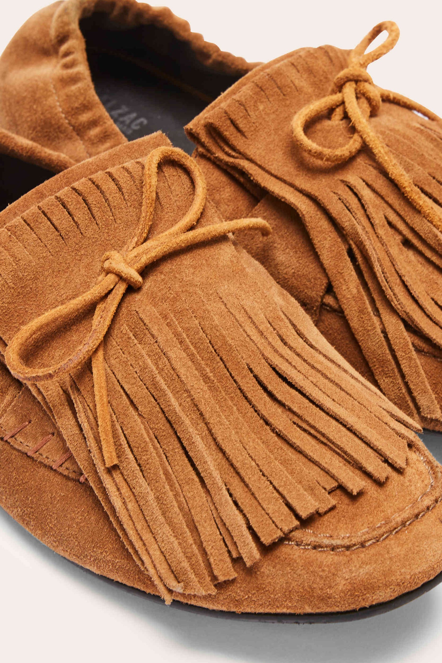 Alix loafers with hazelnut split leather fringe