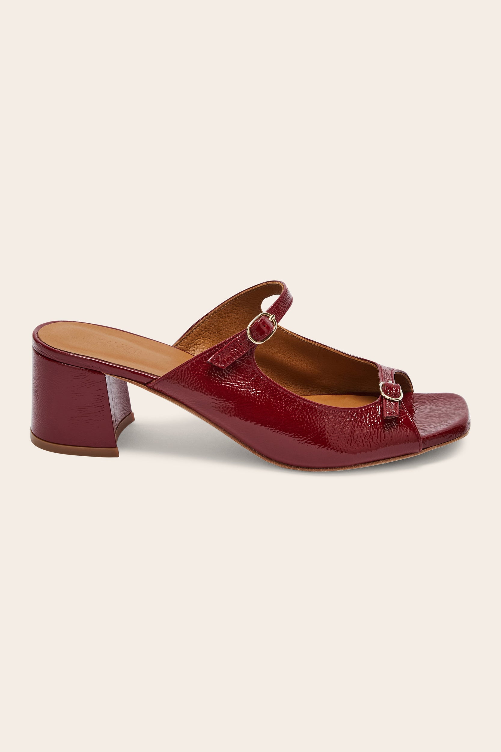 Mules Joane patent crinkled burgundy