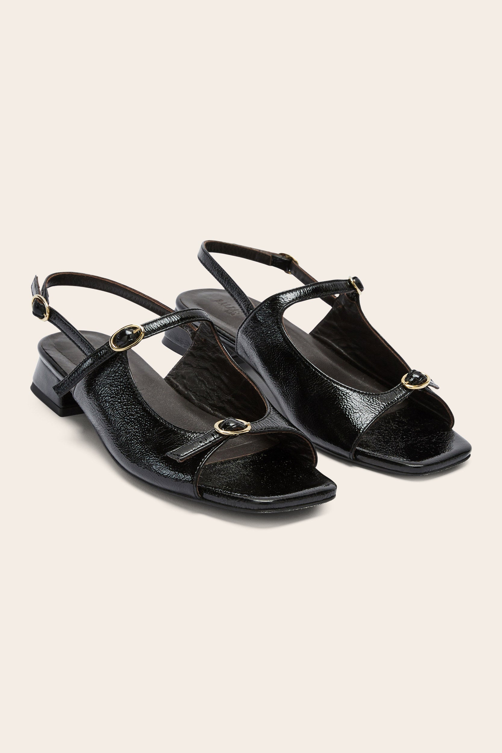 Sandals Joana patent crinkled black