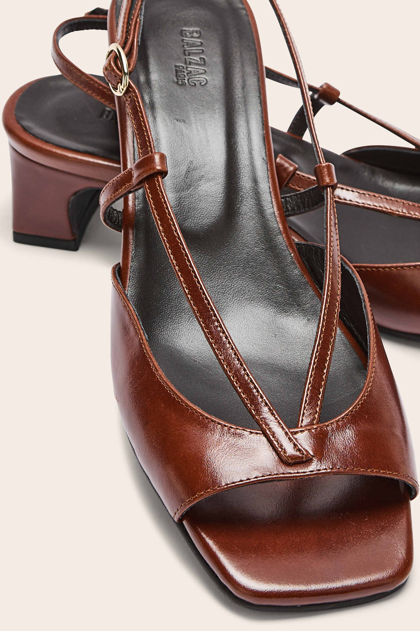 Sandals Tella cognac