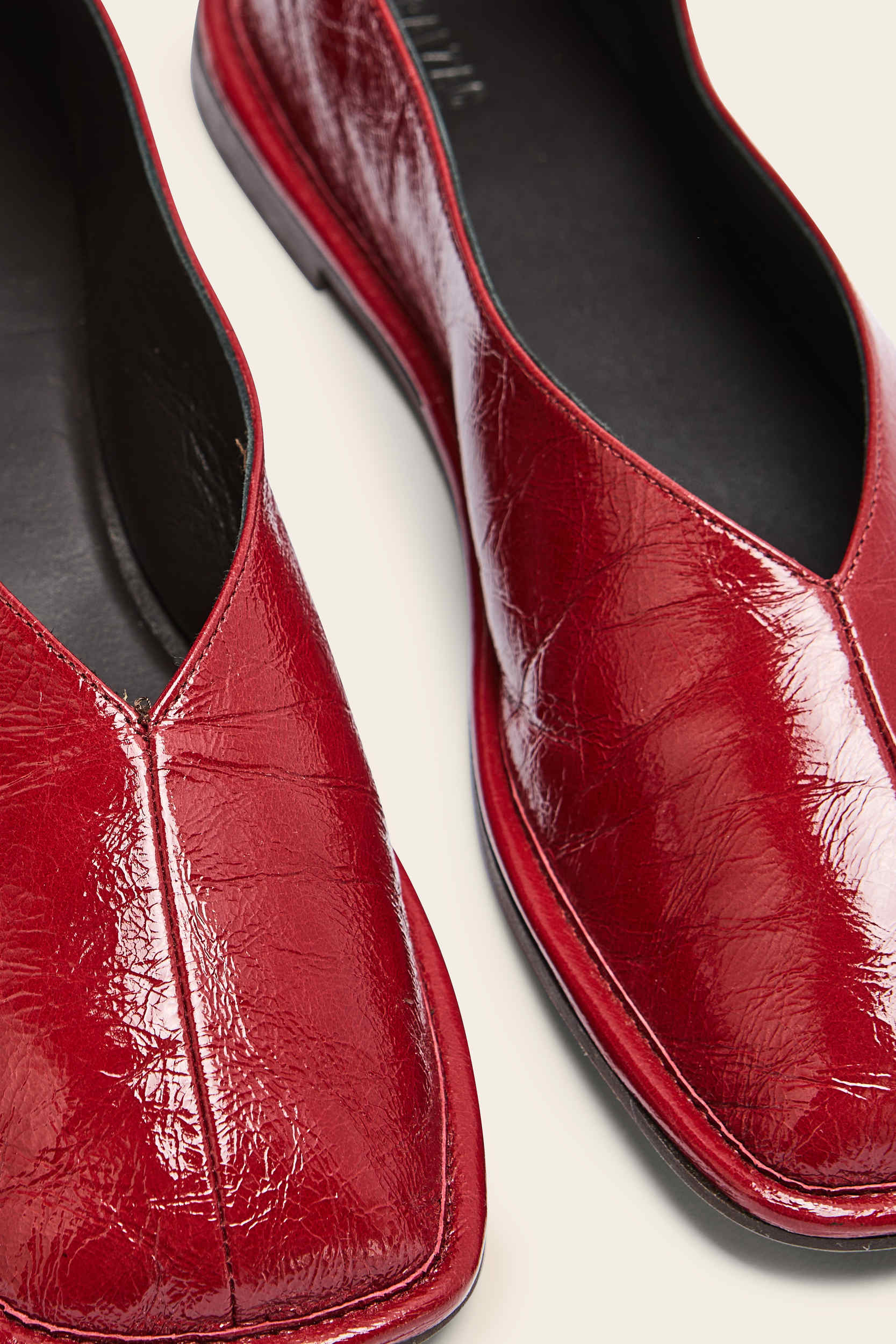 Ballet flats Elise patent crinkled red